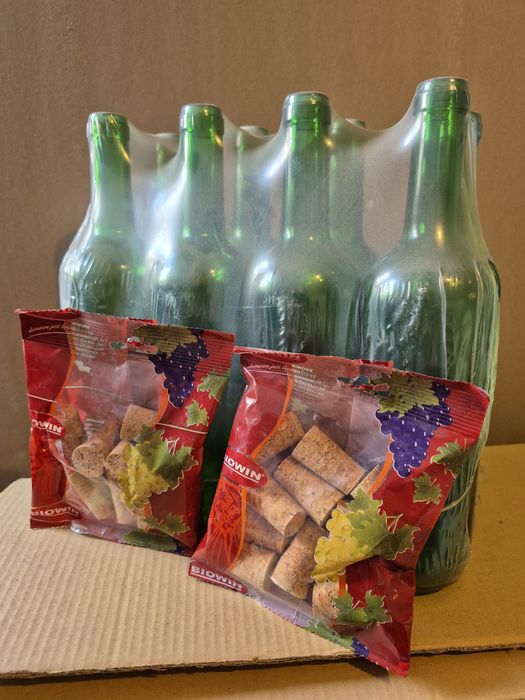 Butelka na wino + korki 0,75 L zielona - 8 szt.