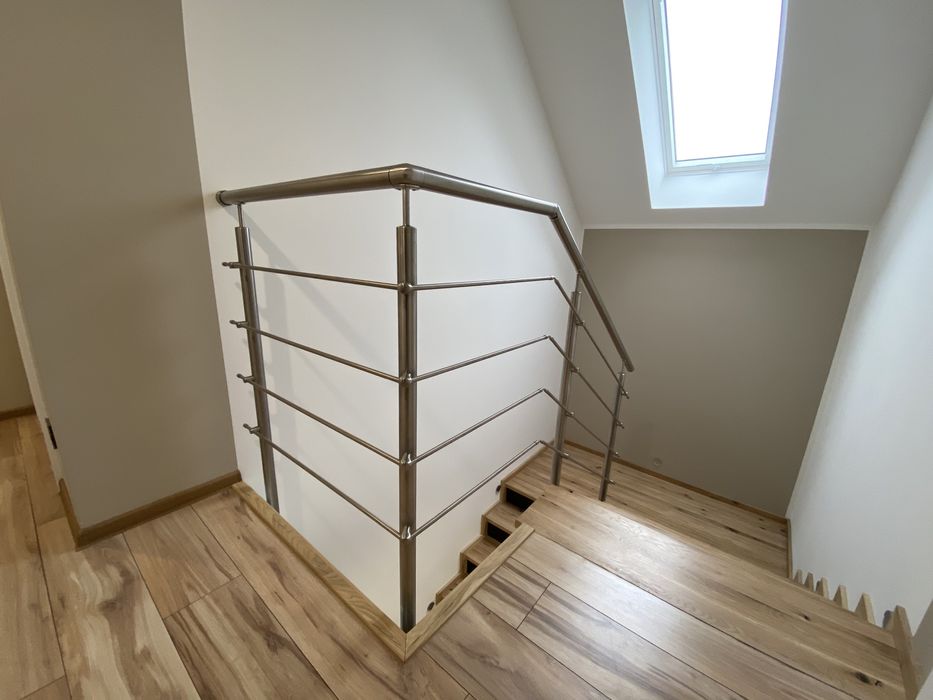 Balustrady ze stali nierdzewnej wraz z montażem wiaty zadaszenia