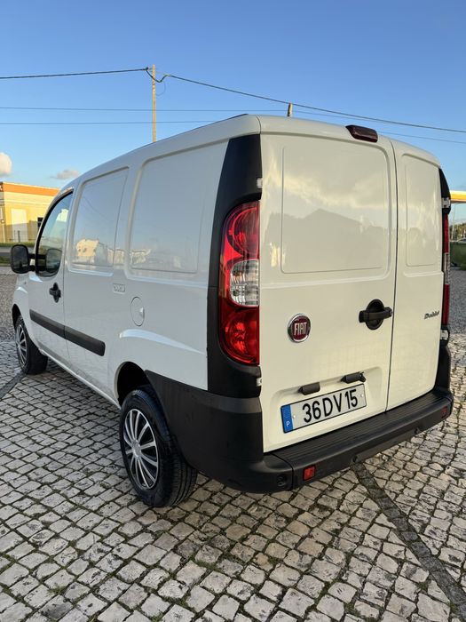 Fiat Doblo 1.3 Multijet 75cv  06/2007  Revisão feita.