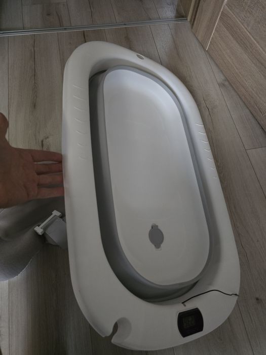 Wanienka dla dziecka składana z termometrem