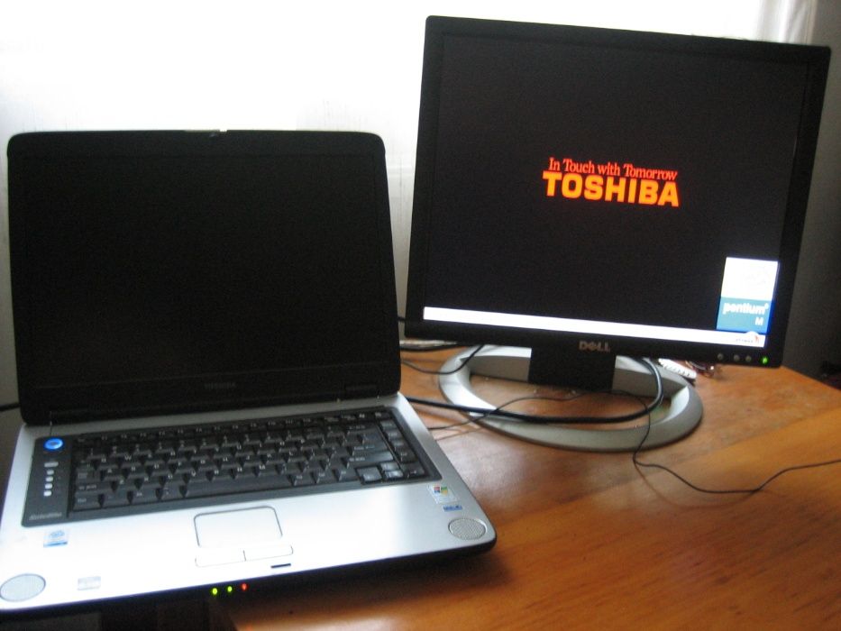 Ноутбук з добрим акумом  Toshiba Satellite M35-X