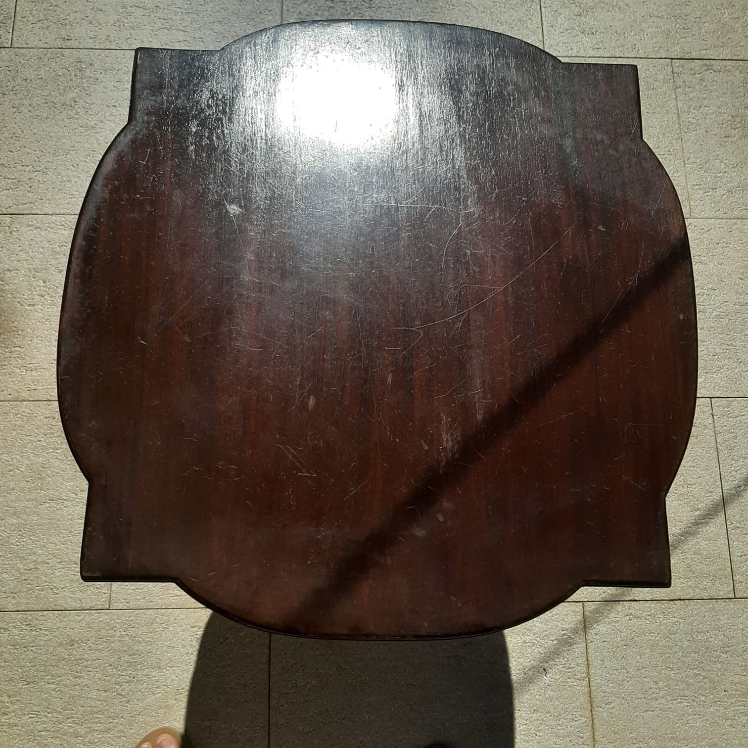 Mesa de apoio (madeira)