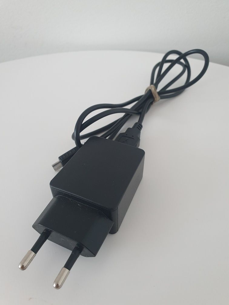 Ładowarka i Kabel Micro USB Zestaw.
