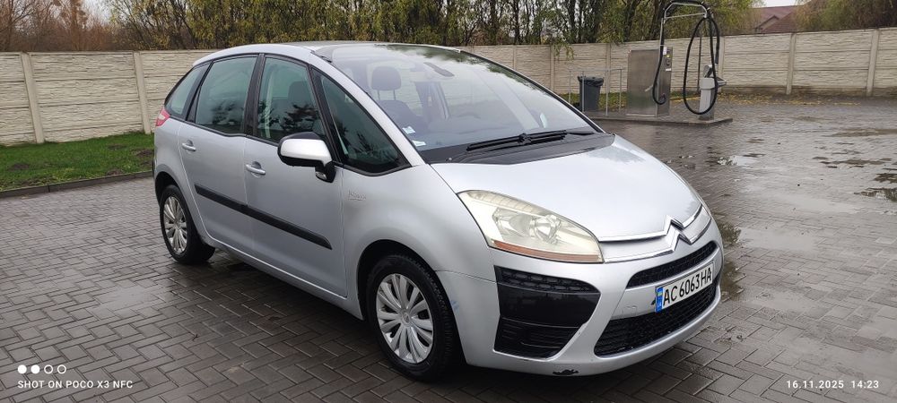 Продам Citroen C4 picasso