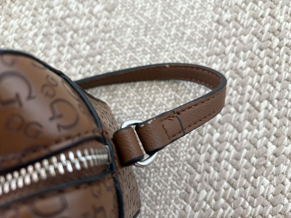 Torebka damska Guess