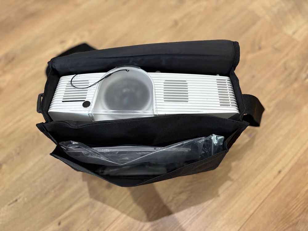 Rzutnik projektor Acer H6517BD