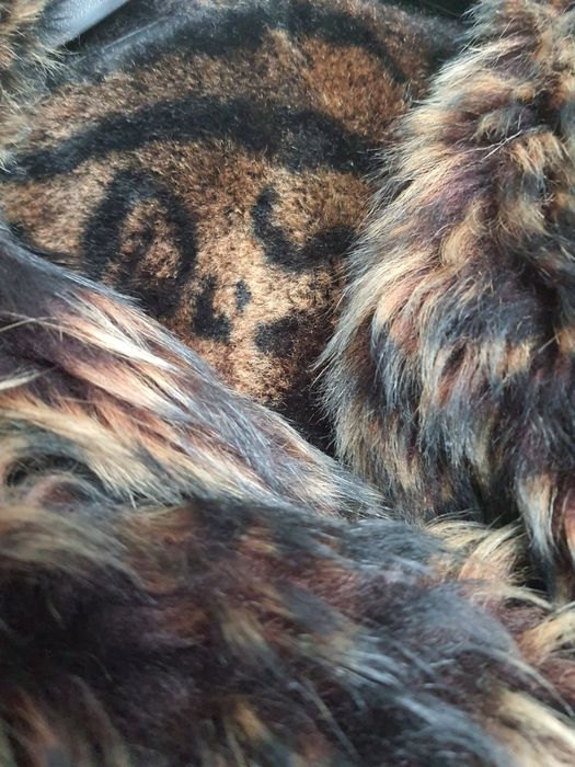 Натуральна жіноча дублянка.