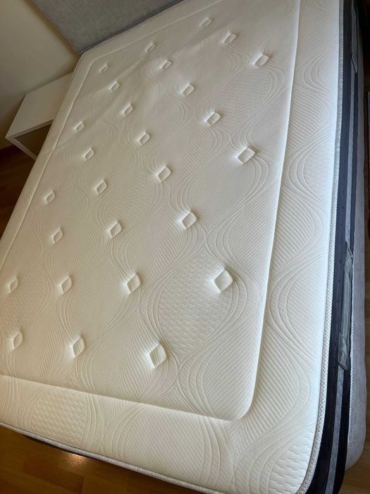 Colchão de casal molas ensacadas