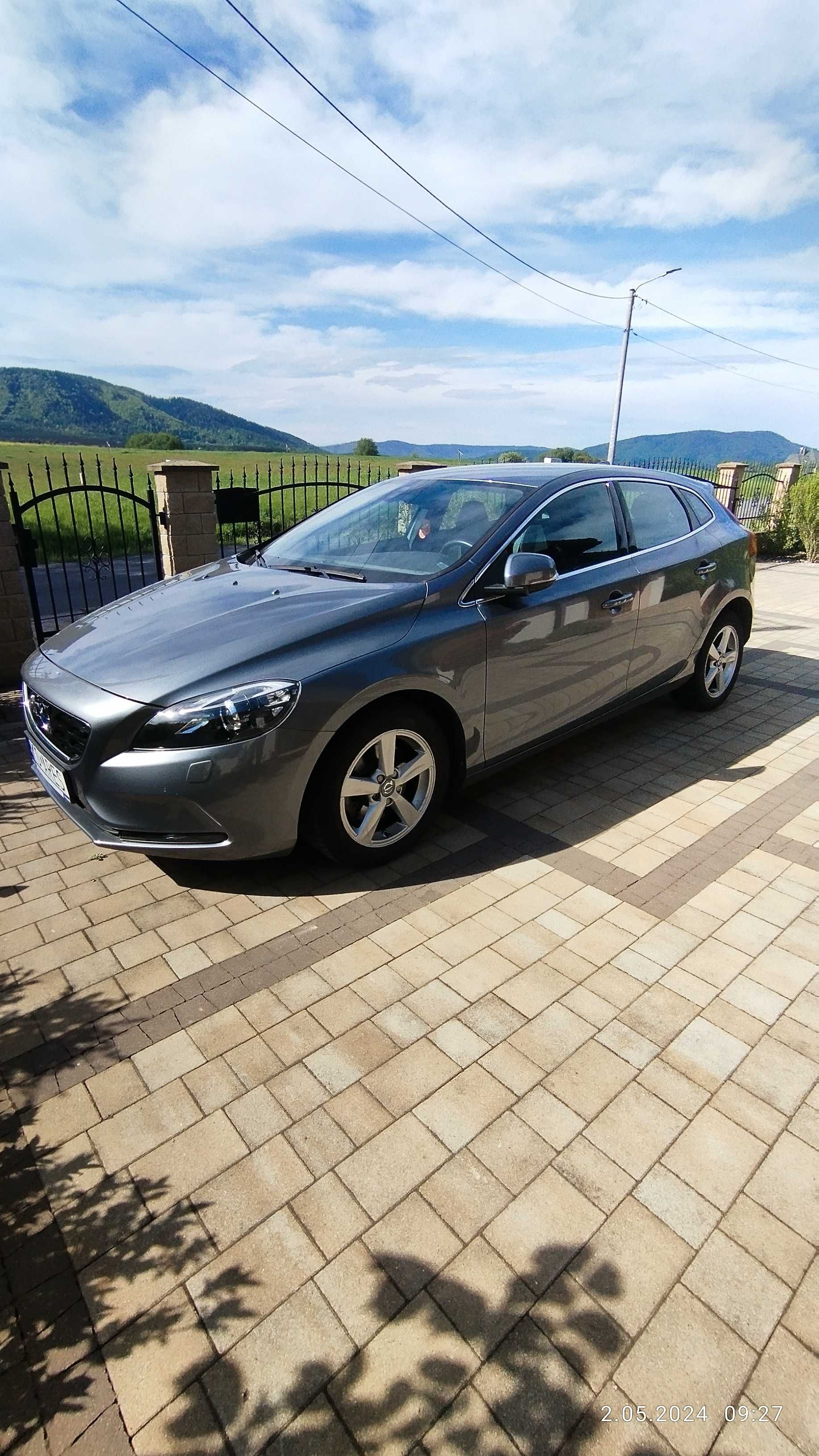 Sprzedam Volvo V40