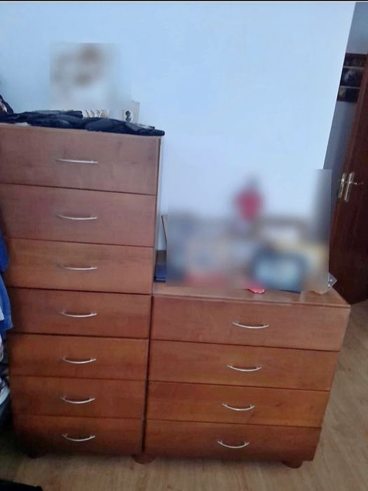 Quarto completo com colchão e estrado