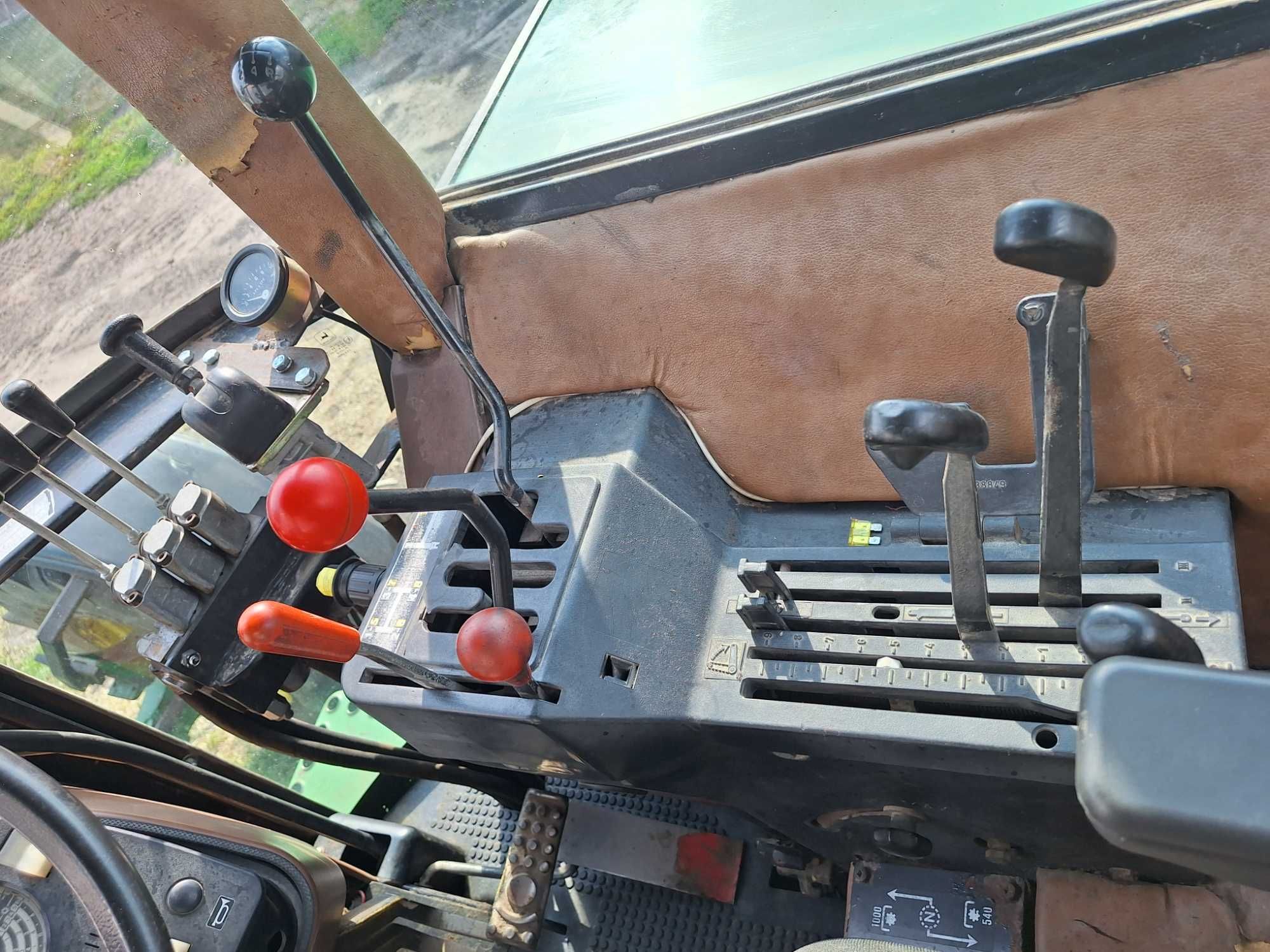 Ciągnik John Deere 3650