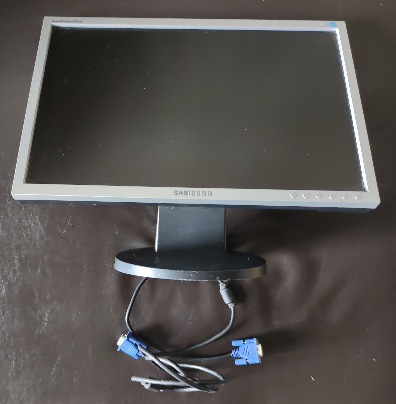 Monitor Samsung 920NW – 19 cali, panoramiczny