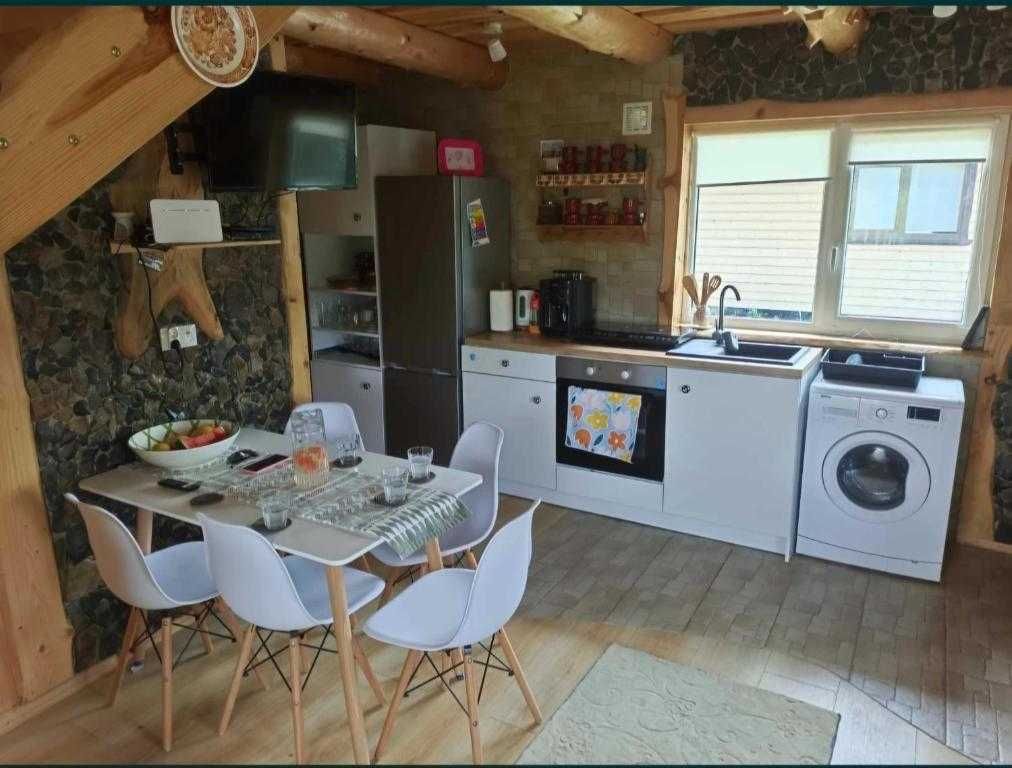 Wolne terminy Lato Noclegi Bieszczady dom domek 2 do 8 os 4 pokoje