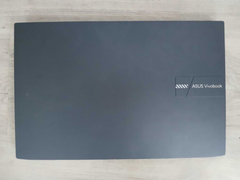 Продам ноутбук Asus Vivobook модель М6500І