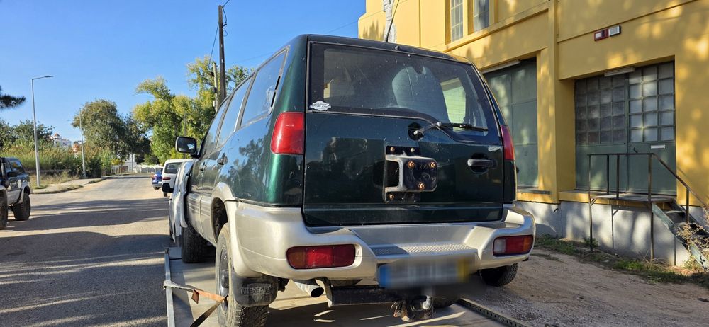 Vendo pecas nissan terrano 2
