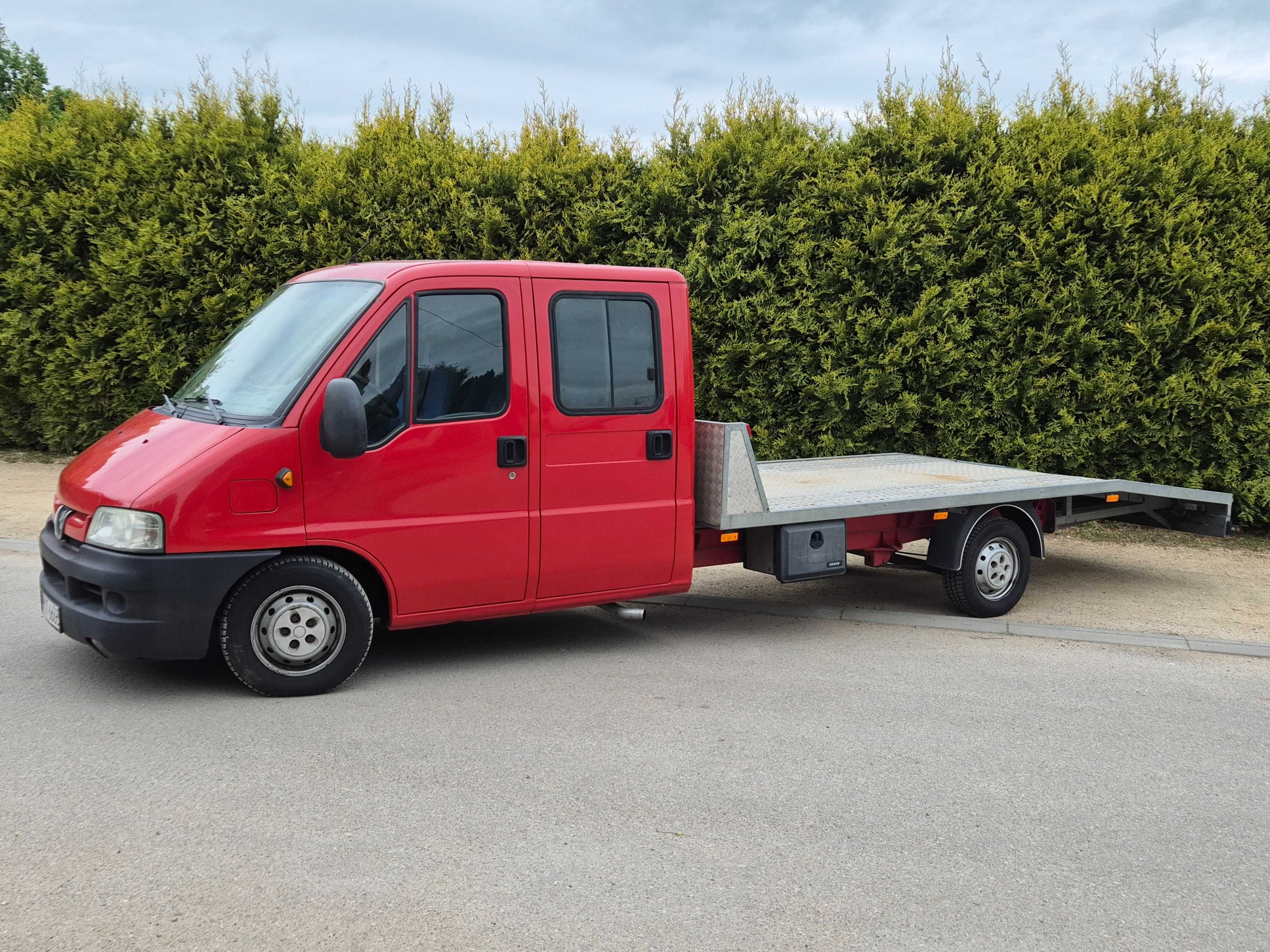 Peugeot Boxer Auto Laweta 2.8HDI 128KM/ 7 osób/ Webasto/ Doinwestowana