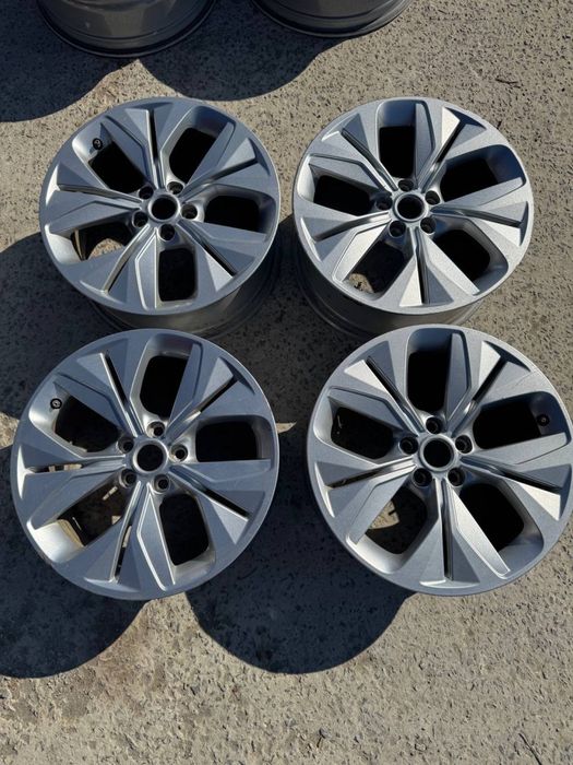 Диски Jaguar Volvo Ford R18 5/108 et45