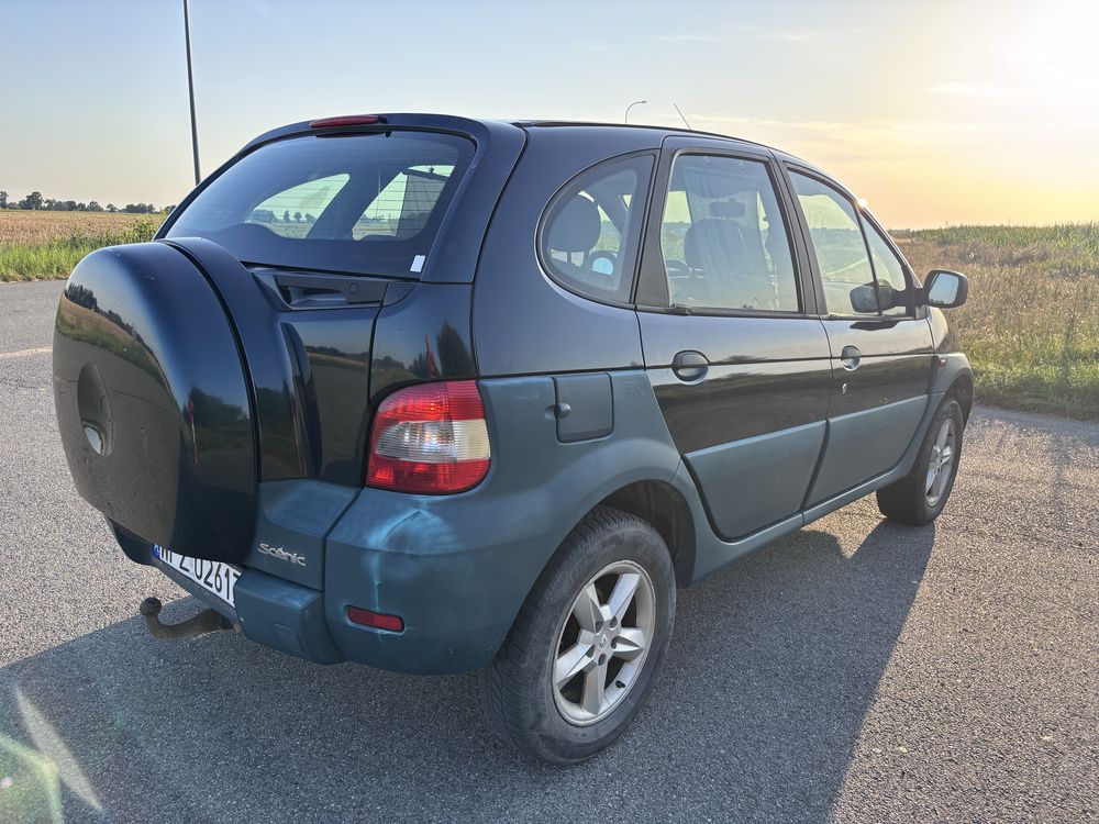 Renault scenic RX4