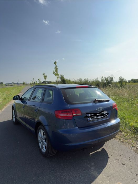 Audi A3 1,6 tdi automat