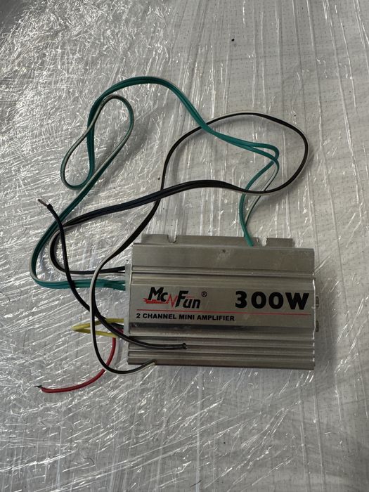 Усілок, усилитель звуку, звук у авто, усилитель