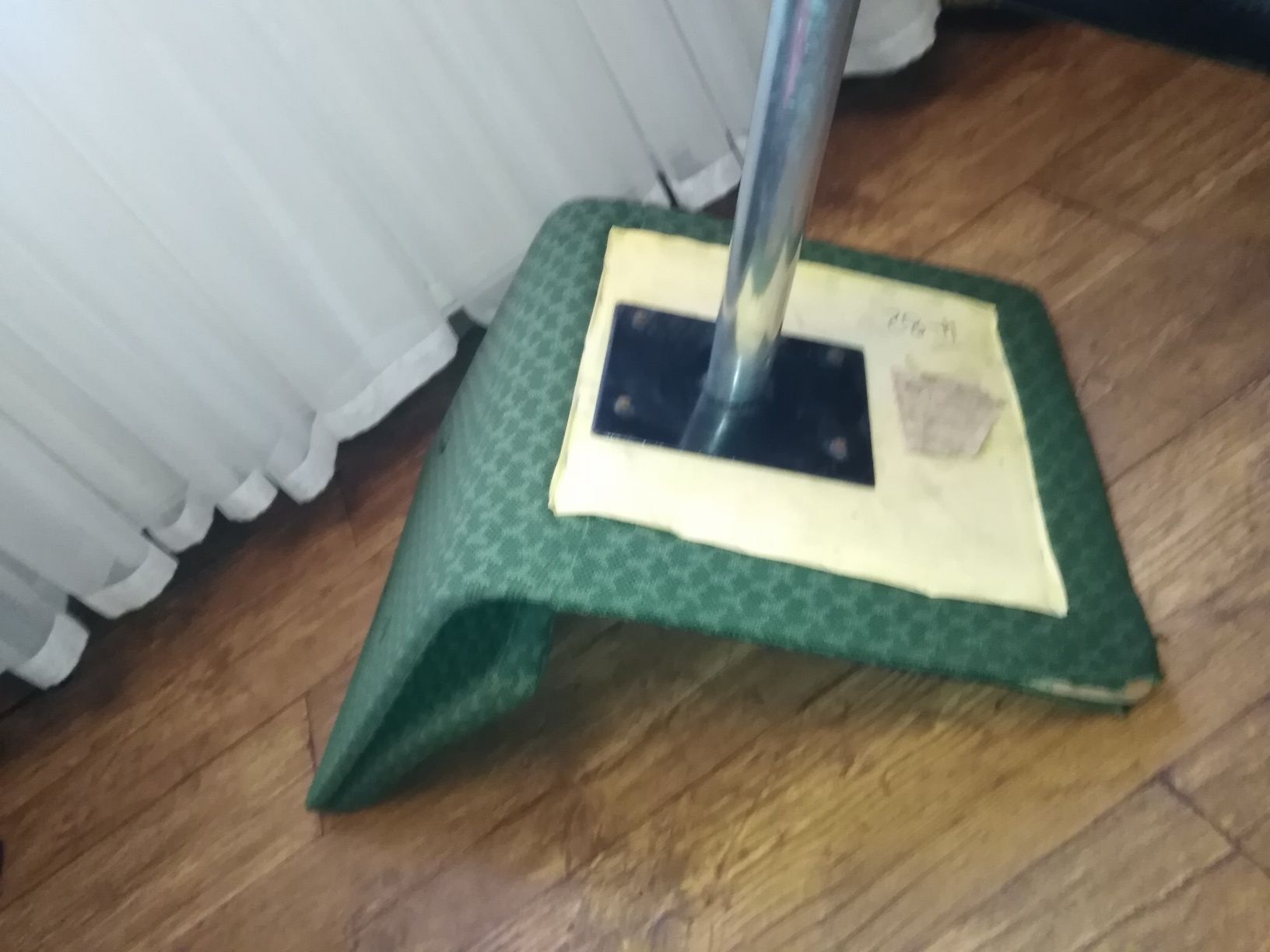 PRL stare krzeslo obrotowe fotel A-72222 Radomsko Banek