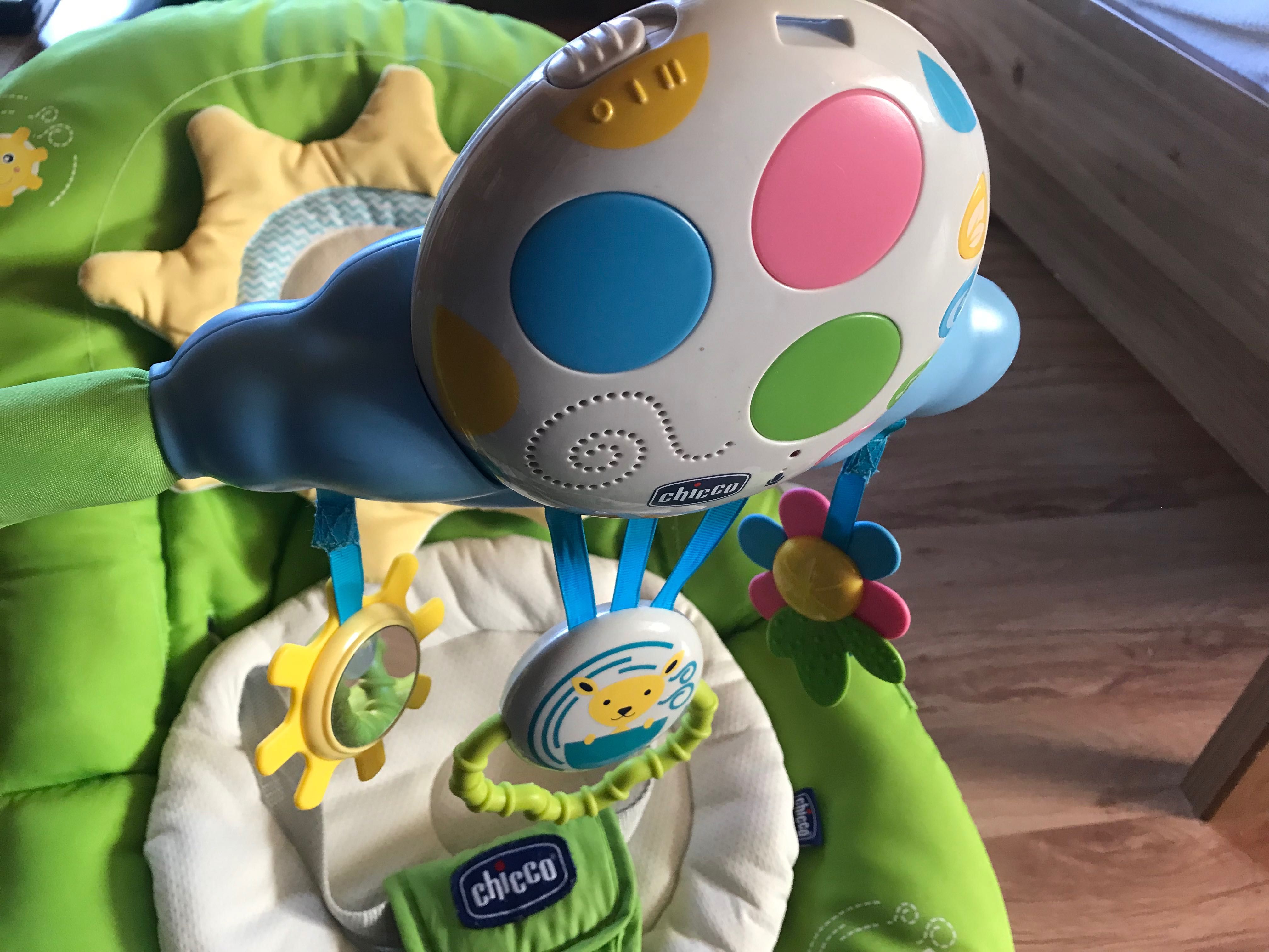 Leżaczek Chicco Baloon zielony