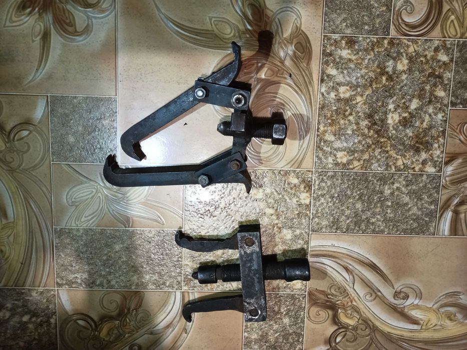 Продам знімач підшипників