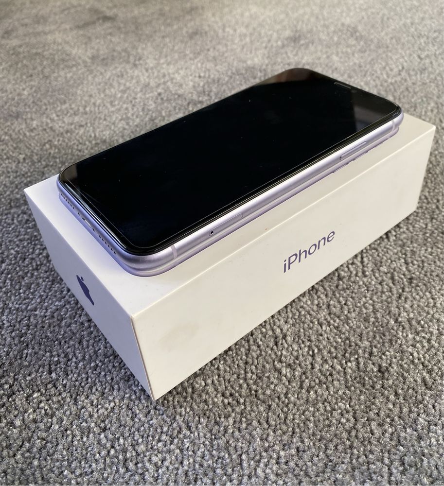 Smartfon Apple iPhone 11 4 GB / 128 GB fioletowy