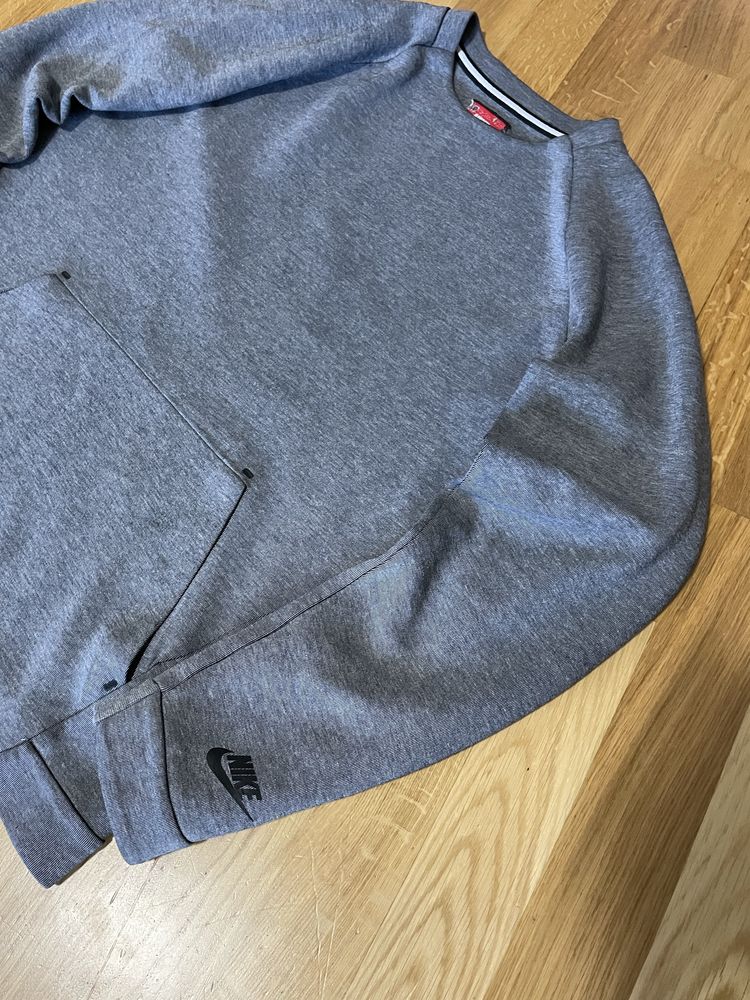 Кофта nike tech fleece M