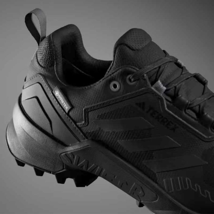 Оригінал Кросівки Аdidas Terrex Swift R3 Gore-TEX IE7634/від 25,5-30см