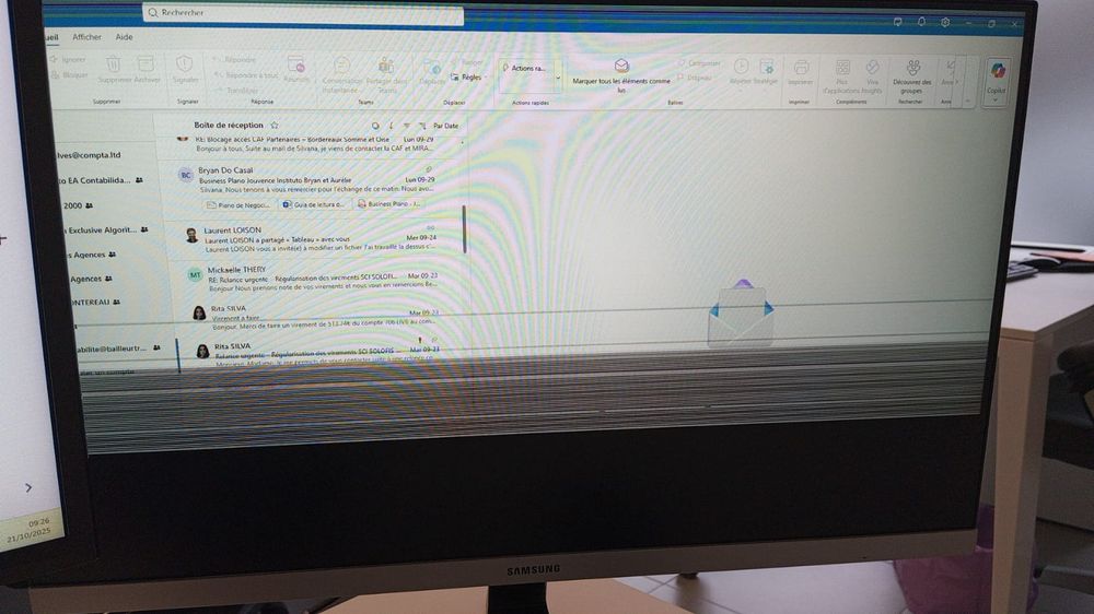 Monitor Samsung 24' com defeito - para quem quiser reparar