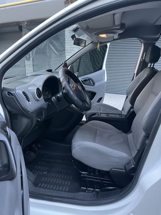 Продам Сітроен берлінго 1.6 дизель пасажир
