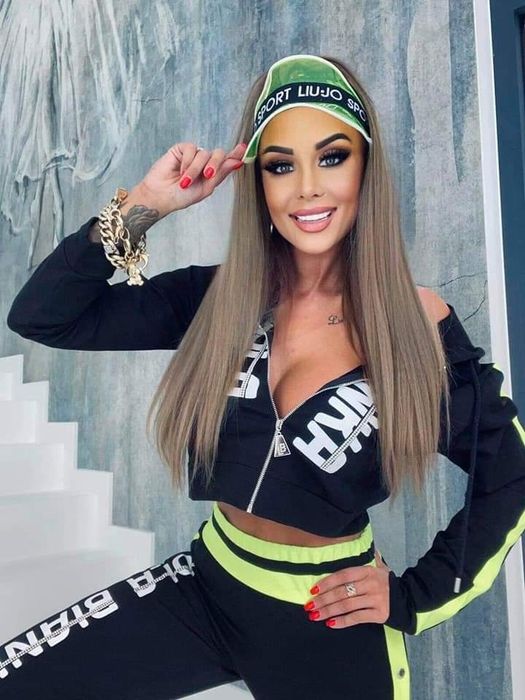 Piękny komplet dres Lola bianka promocja