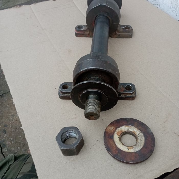 Вал циркулярной пилы. Циркулярка. Циркулярная пила