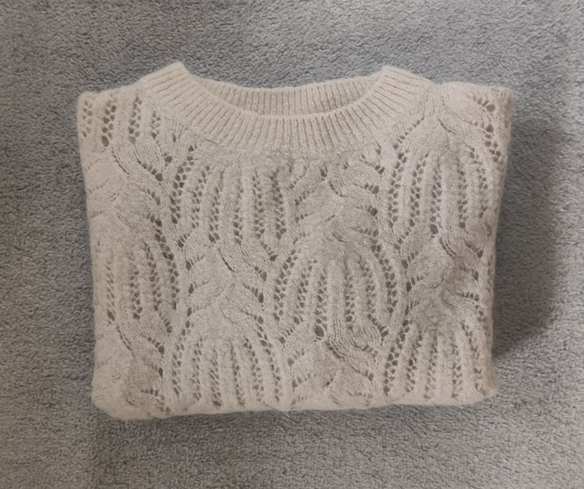 Delikatny ażurowy sweter Made in Italy – moher & wełna oversize