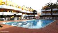 RESERVADO - Apartamento T2 com pátio e acesso à piscina comum