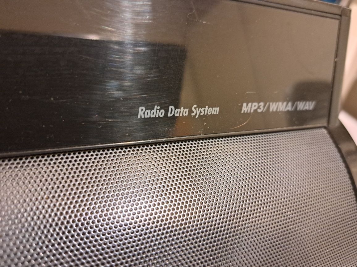 JVC  BOOMBOX z pilotem