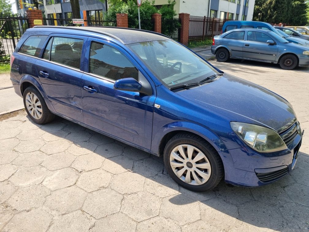 Opel Astra III Kombi 1.6 Benz. Klima Ważne opłaty Polecam!