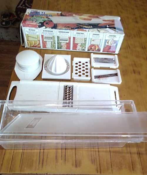 Универсальная терка овощерезка Mini Multi Wonder