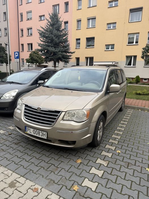 Chrysler Town and Country