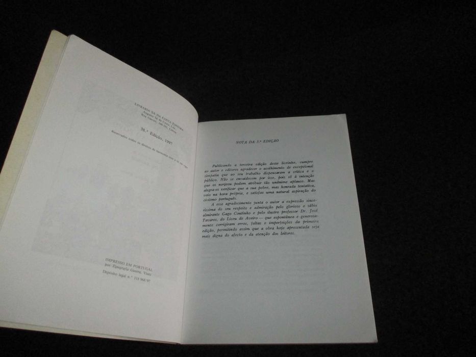 Livro Os Lusíadas contados às crianças e lembrados ao povo João Barros