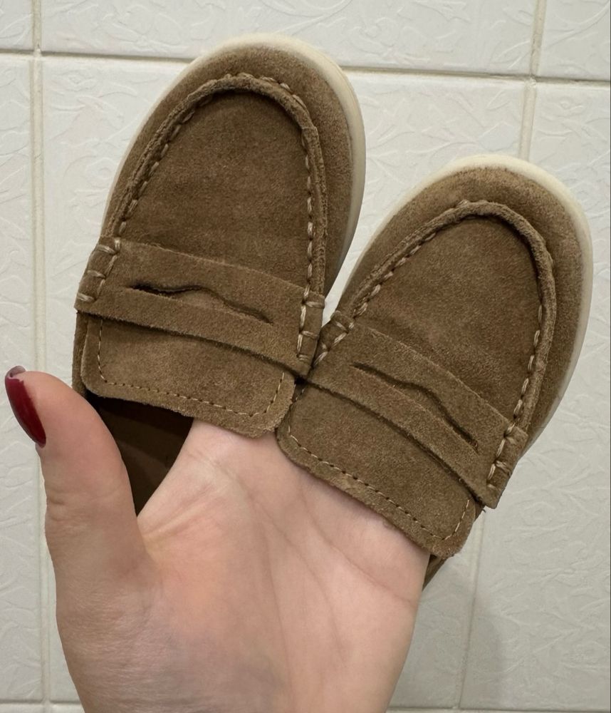 Лофери Zara 15,6 см 25 р.