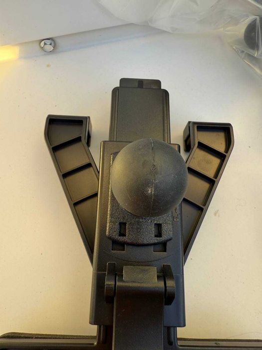 Міцне подвійне присоске-кріплення для планшета iPad