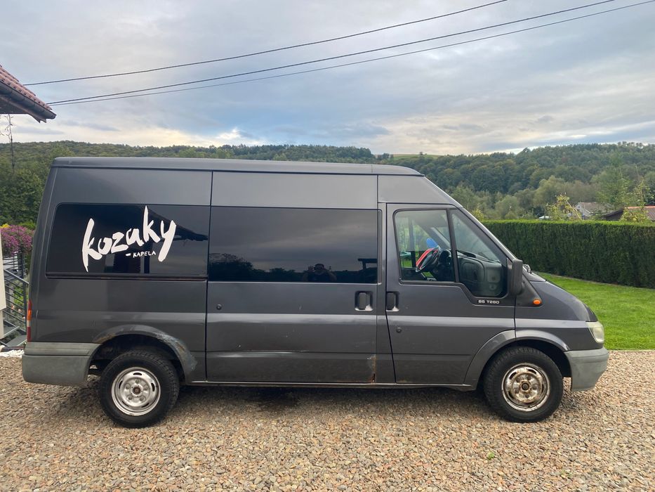 Ford Transit 9 osobowy 2005