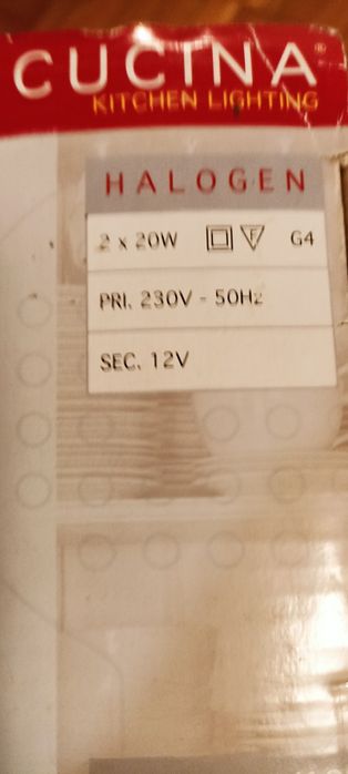 Lampa wisząca pod szafami lub w szafie