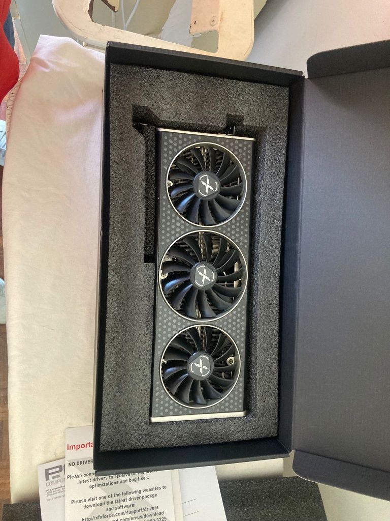 Placa de video RX 6700 XT 12GB