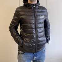 EA7 Emporio Armani куртка пуховая размер М новая