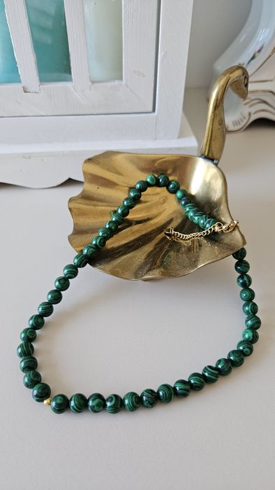 Piękny naszyjnik z koralików malachitu 8mm