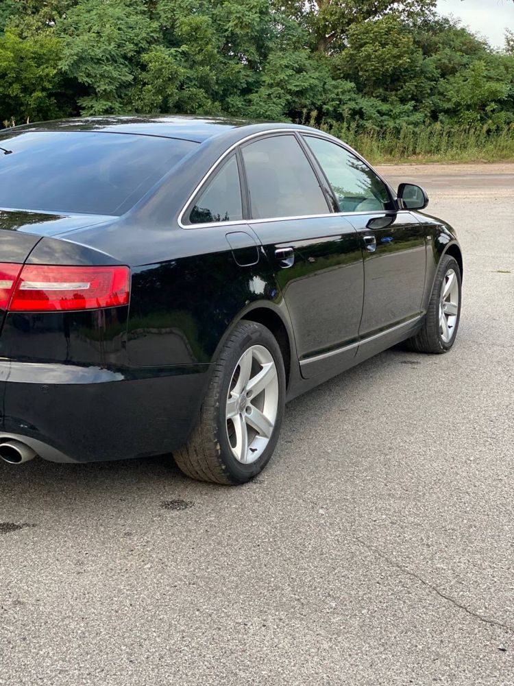 Audi A6C6.
