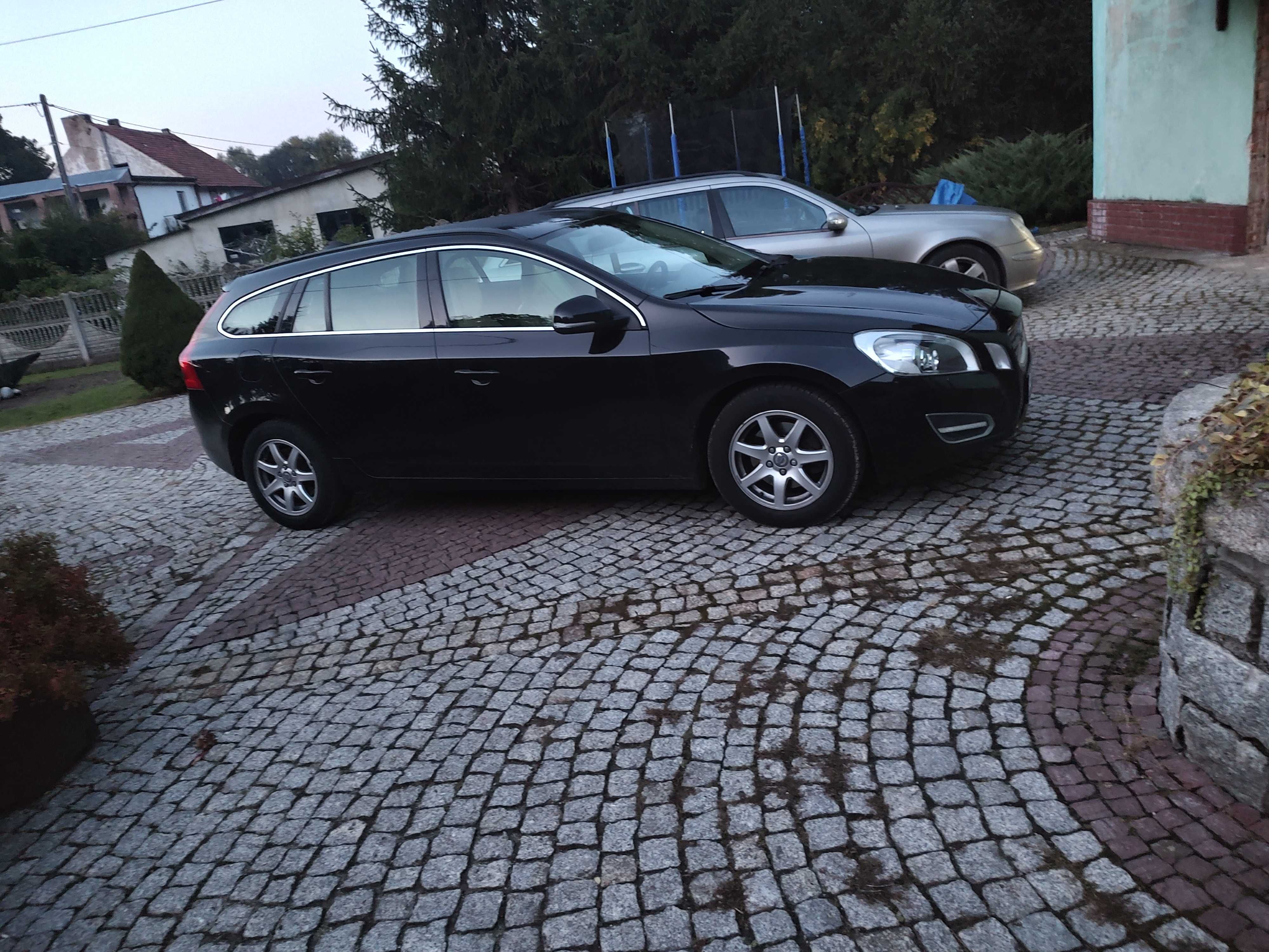 Sprzedam Volvo V60